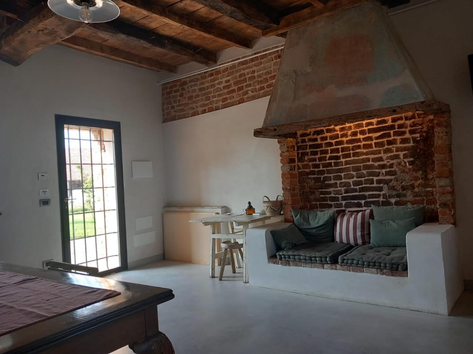 Agriturismo Cascina Pezzolo Lodi Exterior photo