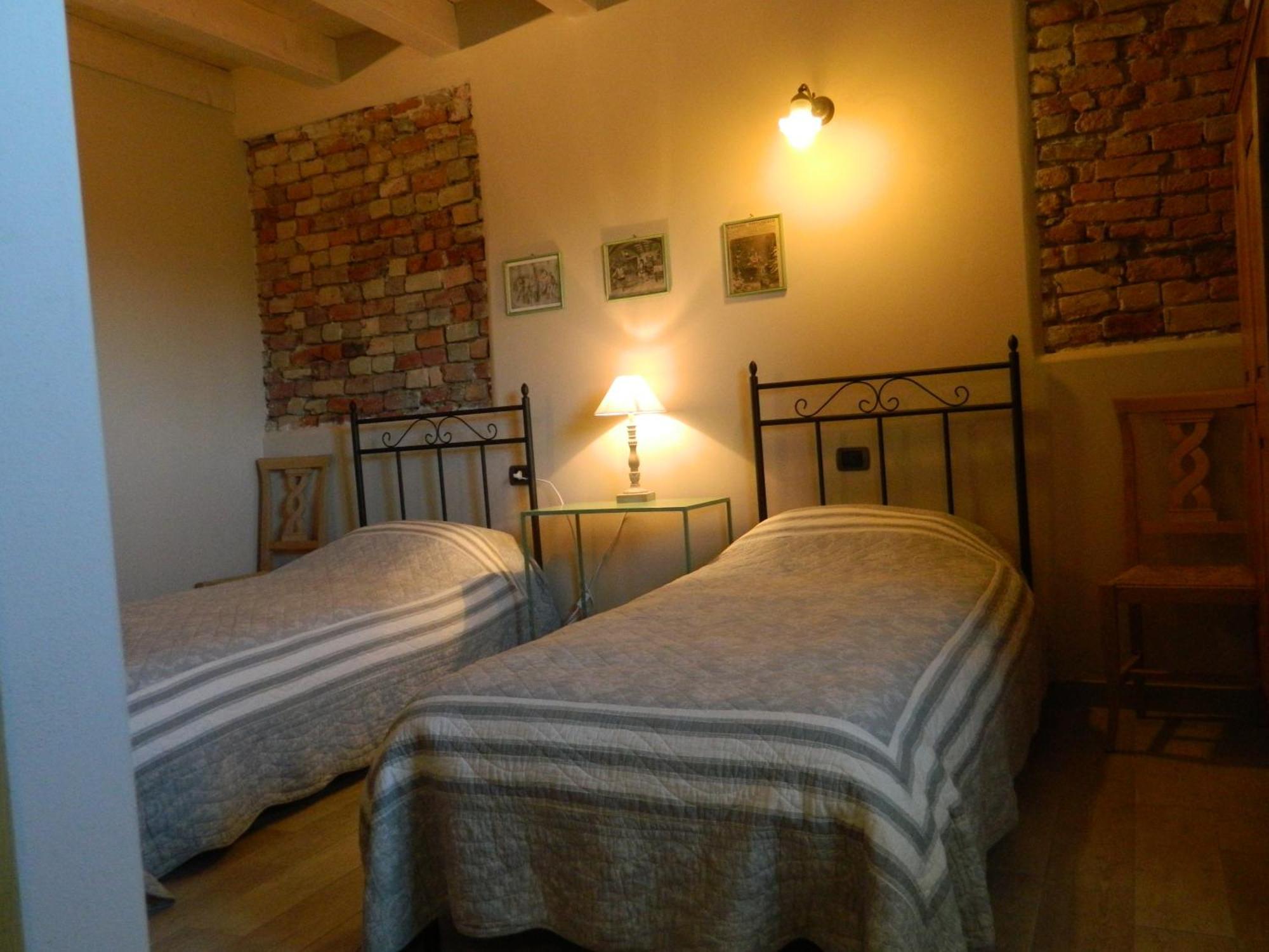 Agriturismo Cascina Pezzolo Lodi Room photo